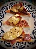 Tostas de jamón ibérico con foie