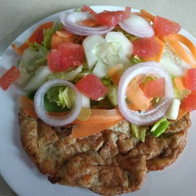 Ensalada con tortilla española-image