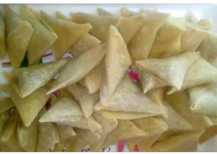 Easiest Way to Prepare Speedy Beef Samosa. by Bevaline Awonda