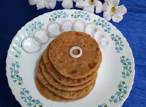 A picture of Sattu Atta Paratha.
