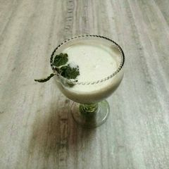 A picture of Banana Mint Chaas (buttermilk).