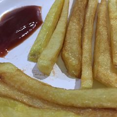 A picture of French fries.