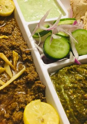 A picture of Fry Kabab aka Waheed ke kabab.