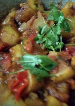 A picture of Cauliflower Potatoes curry.