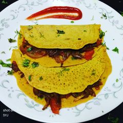A picture of Spicy Masala Gram flour (Besan) Omlette.