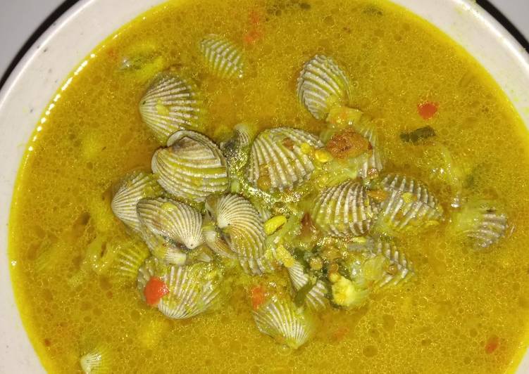 Resep Kerang bumbu kuning oleh siti fatimah - Cookpad