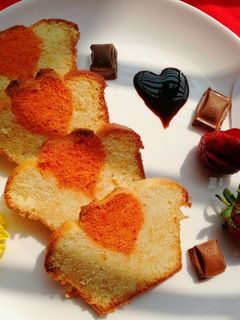 হিডেন হার্ট কেক (Hidden heart cake recipe in Bengali) রেসিপির প্রধান ছবি