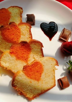 হিডেন হার্ট কেক (Hidden heart cake recipe in Bengali) রেসিপির প্রধান ছবি