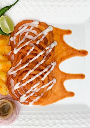 A picture of Aloo Jalebi Chaat.
