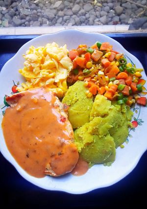 Foto resep Steak Ayam Saus Creamy Spaghetti&Mashed Sweet potato🍠😋