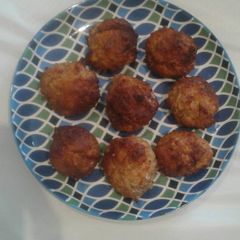 A picture of Nut Cookies (white).