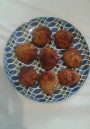 A picture of Nut Cookies (white).