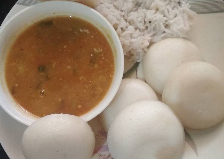 Recipe of Homemade Sambar with idli or rice