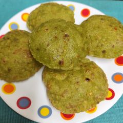 A picture of Tea - Time Seasonal Hare Matar Ki Puri Without Stuffing.