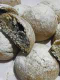 Bollos de yogurt con relleno de chocolate