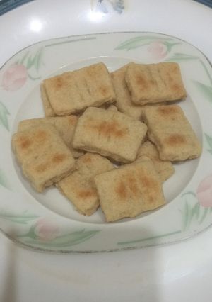 A picture of Diet egg biscuits, whole wheat flour sa 🍪 🍪.