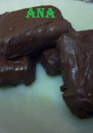Una foto de Alfajores de chocotorta