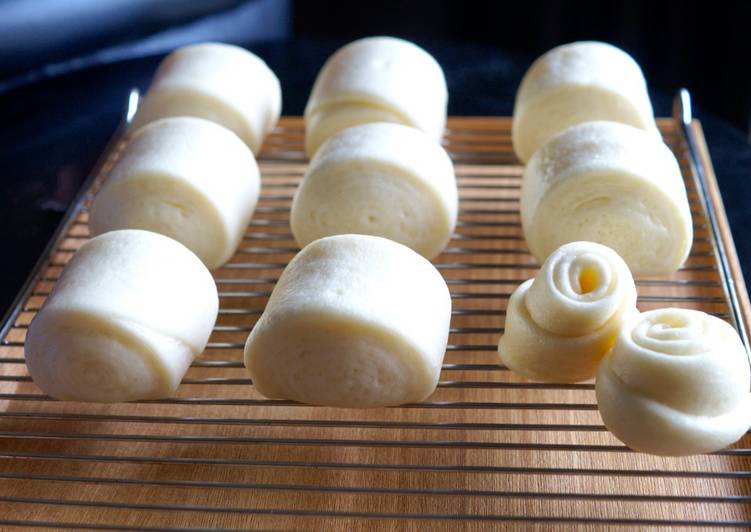 Simple Milk Steamed Bread (Chinese style)