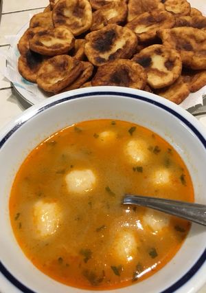 Gombócleves- Krumplis pogácsa recept fotója