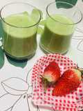 Smoothie de Kale 🌿 con Fresas🍓Plátano 🍌Yogurt Griego