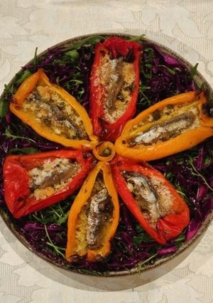 Foto di Peperoni gratinati cavolo cappuccio e rucola
