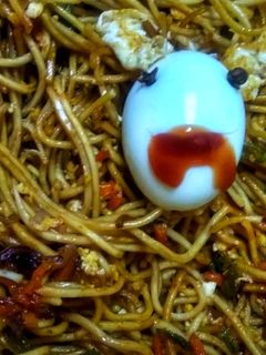 এগ চাউমিন(Egg Chow mein recipe in Bengali) রেসিপির প্রধান ছবি
