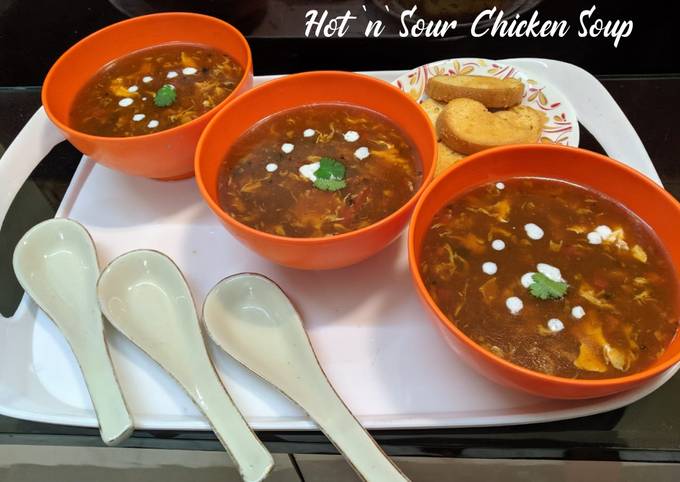 Recipe of Favorite Hot &#39;n&#39; Sour Chicken soup - New Recipe Nasta