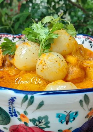 Hình của món Cà ri gà nấu trái vải.
