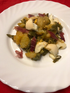 Una foto de Judías verdes con jamón patatas y huevo duro