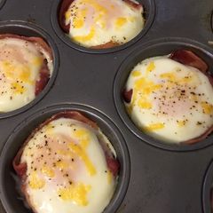 A picture of Turkey Bacon, Egg & Cheese Cups.