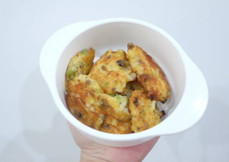 Langkah Mudah untuk Menyiapkan Mpasi 13m+ (menu anak) crispy rice fritters Anti Gagal
