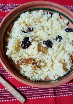 Une photo de Couscous aux 2 raisins secs 🥣