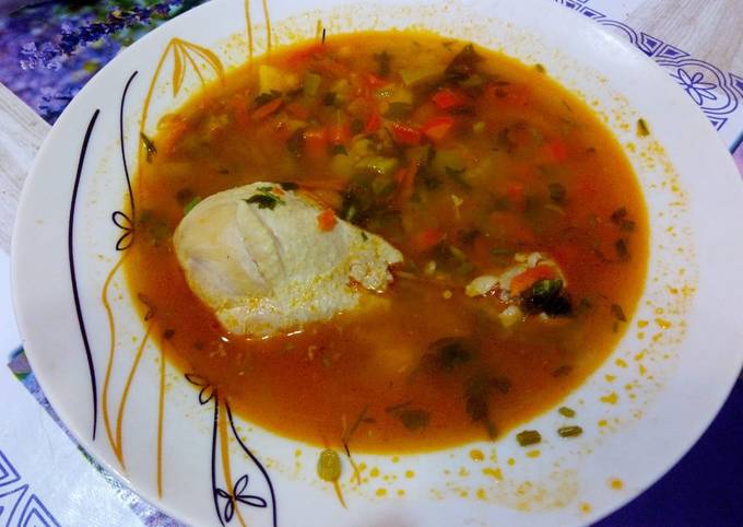 Рассольник с булгуром и куриными голенями