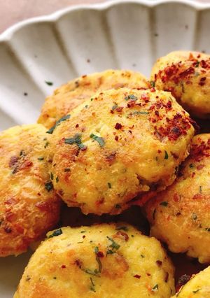 Hình của món Chả đậu phụ nghệ nấm hương.