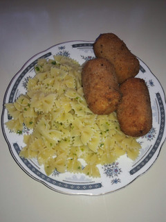 Una foto de Croquetas de salpicón de ave
