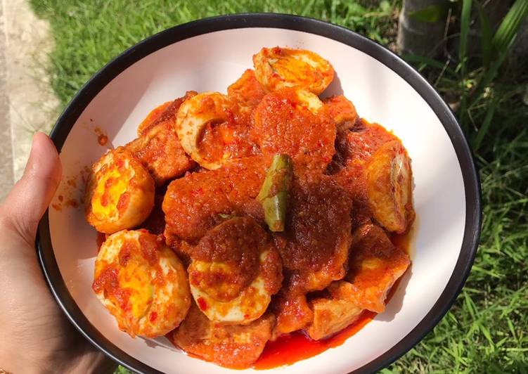 Balado Tahu Telor Pedas