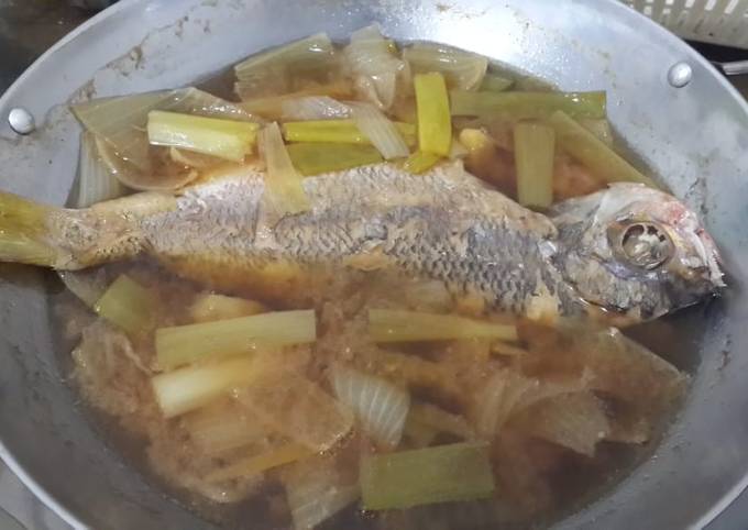 Ikan Ekor Kuning Kuah Jahe