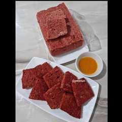 A picture of Luncheon Ayam (Kornet Ayam).
