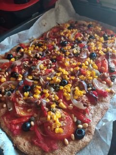 Una foto de Coca de Tomate 🍅 con harina integral