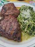 Filete de res sazonado con orégano y limón