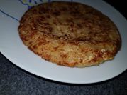 Una foto de panqueques de avena y almendra