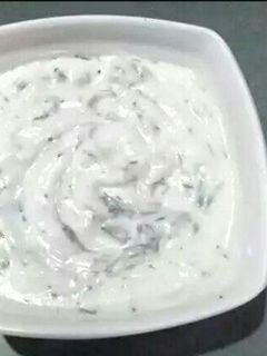 صورة لوصفة غموس الجبنة الفيتا للسحور 🌙