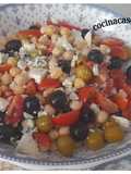 Ensalada de garbanzos con aceitunas