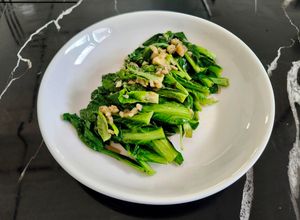Foto resep Ceciwis Tumis Bawang Putih