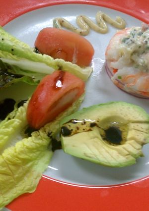 Una foto de Camarón rellenó en ensalada de langosta 