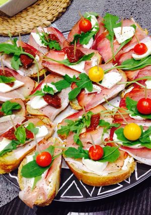Szendvicsfalatok, ha vendégek jönnének recept fotója