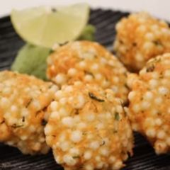 Sabudana vada A picture of Sabudana vada.