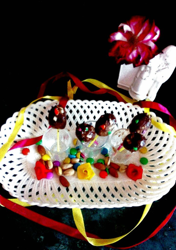 A picture of Dates Lolly pop.