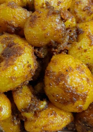 गार्लिक पोटैटो रेसिपी मुख्य फोटो