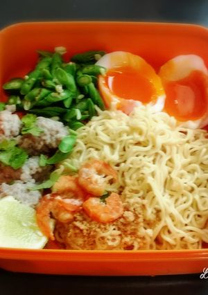 รูปของ ก๋วยเตี๋ยวสุโขทัย #นิสชิน..กินกับอะไรก็อร่อย